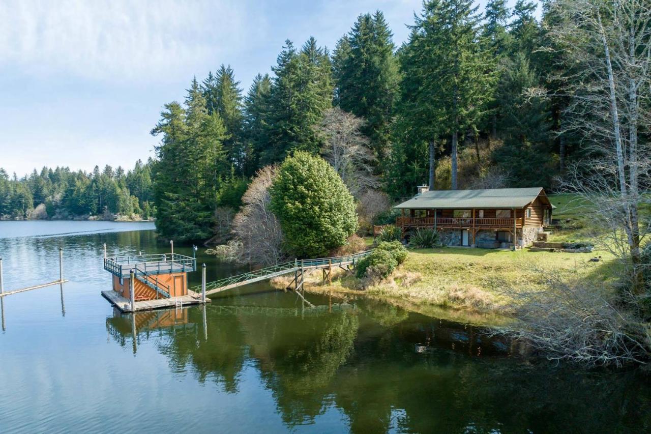 The Lake Cabin Lakeside  Kültér fotó
